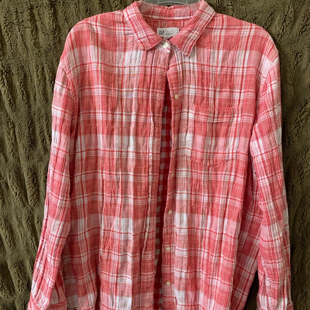 GAP Button Down